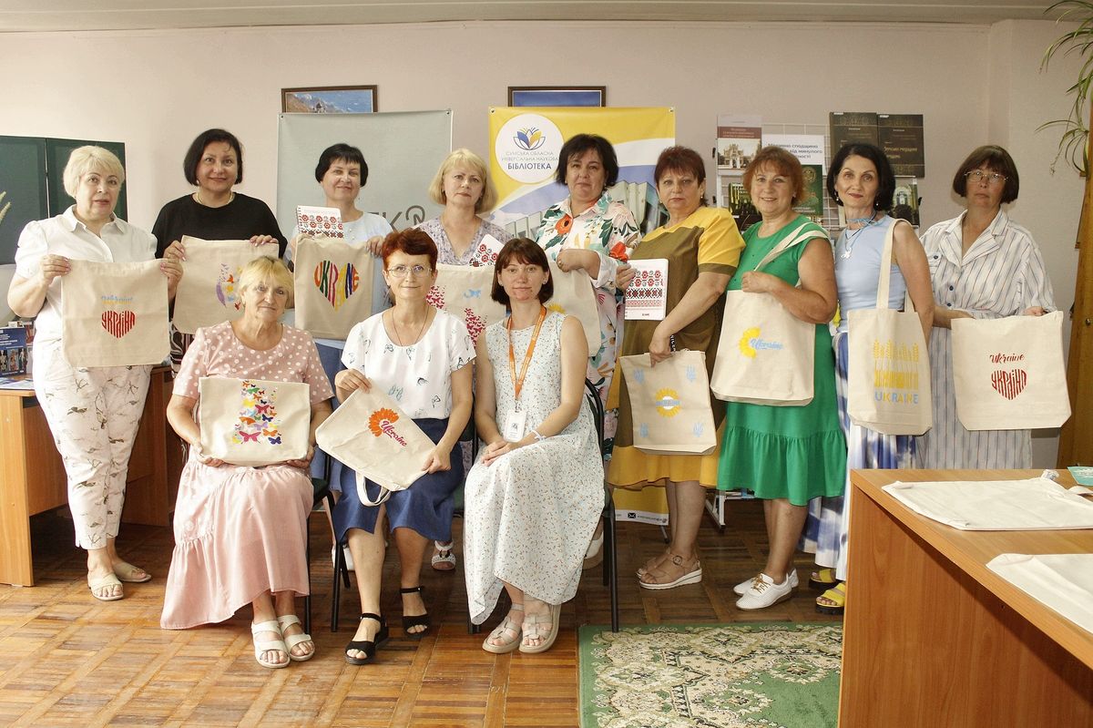 ЖІНОЧЕ КОЛО